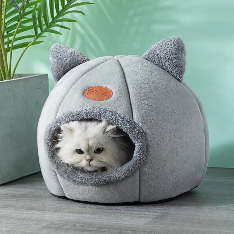Winter Comfort: Cozy Cat Bed Tent for Deep Sleep