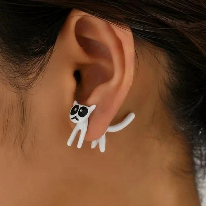 Small Black Cat Earrings: Fashionable Feline Fun