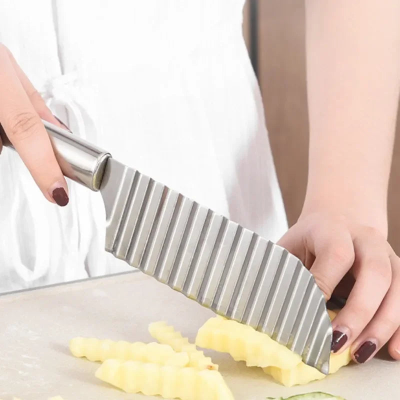 Wavy Slicer Knife - easynow.com